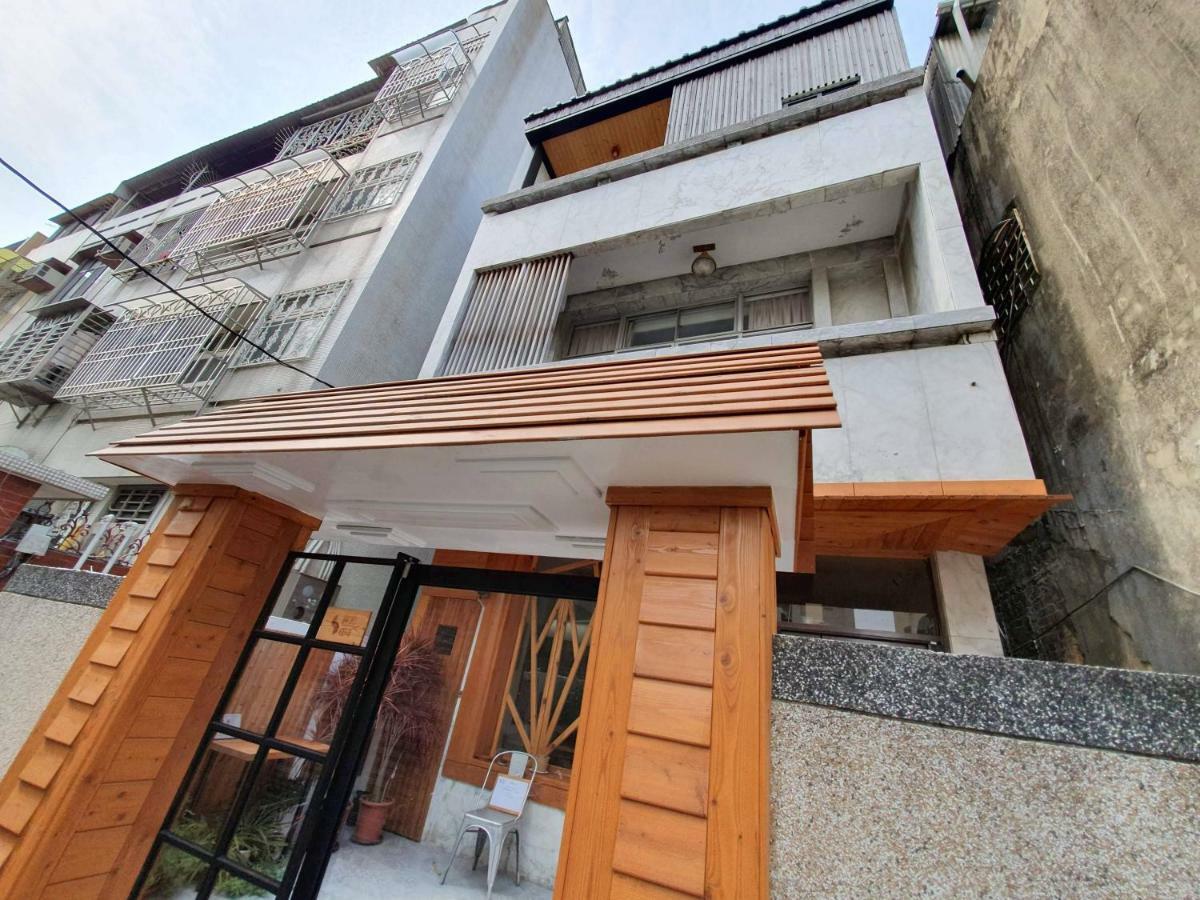 Honey House Tainan Bed & Breakfast Exterior photo